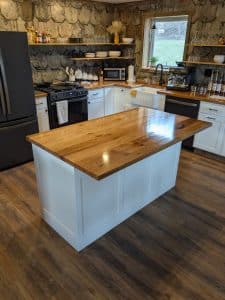 PXL 20250327 215050368